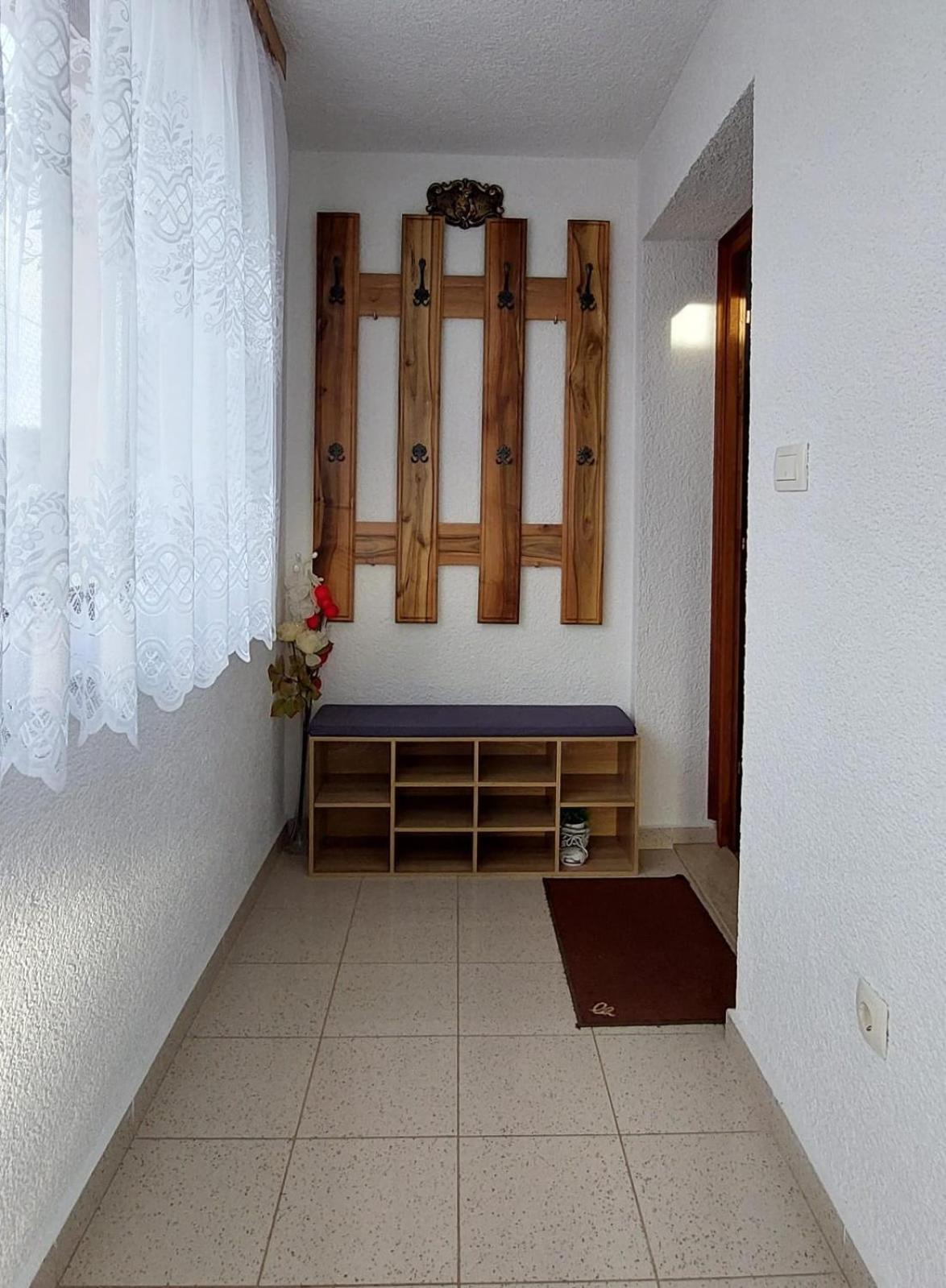 Kuca Za Odmor Boki Villa Gospic Luaran gambar