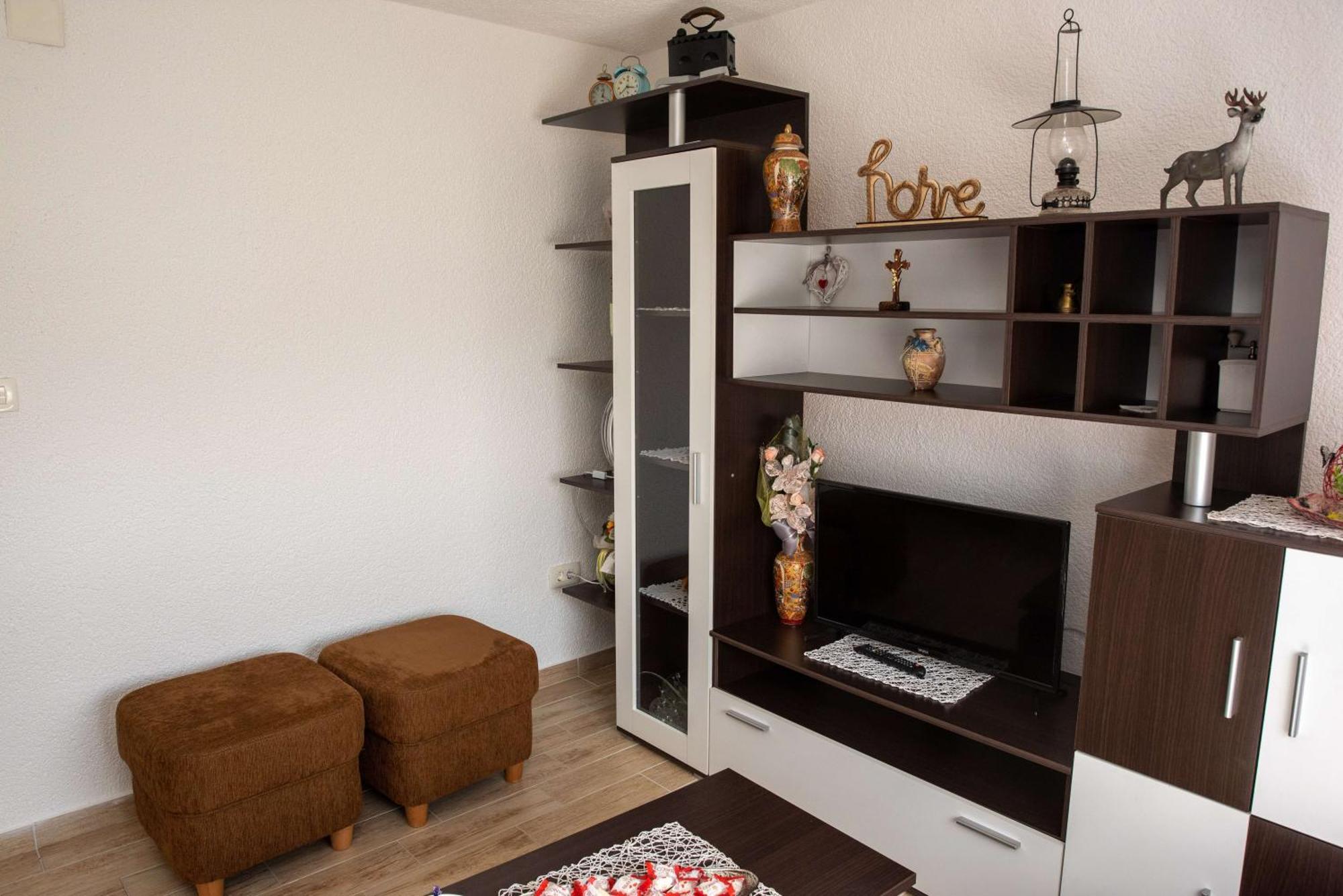 Kuca Za Odmor Boki Villa Gospic Luaran gambar